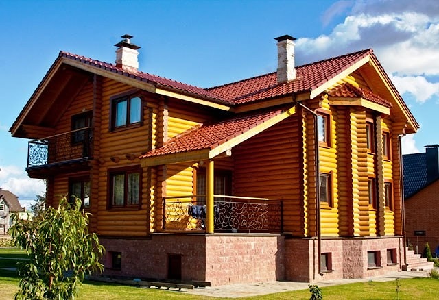 木房子照片从日志和射线的与自然陶瓷砖