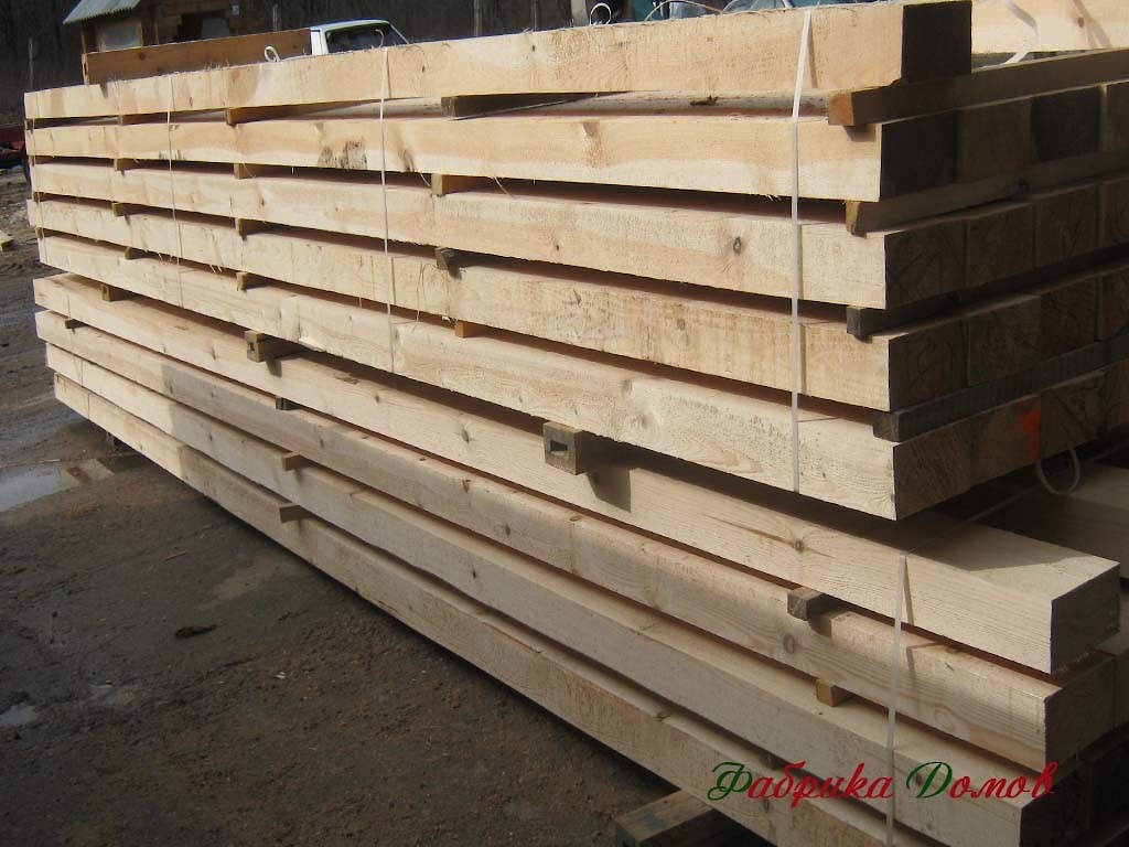 इमारती लकड़ी का उत्पादन