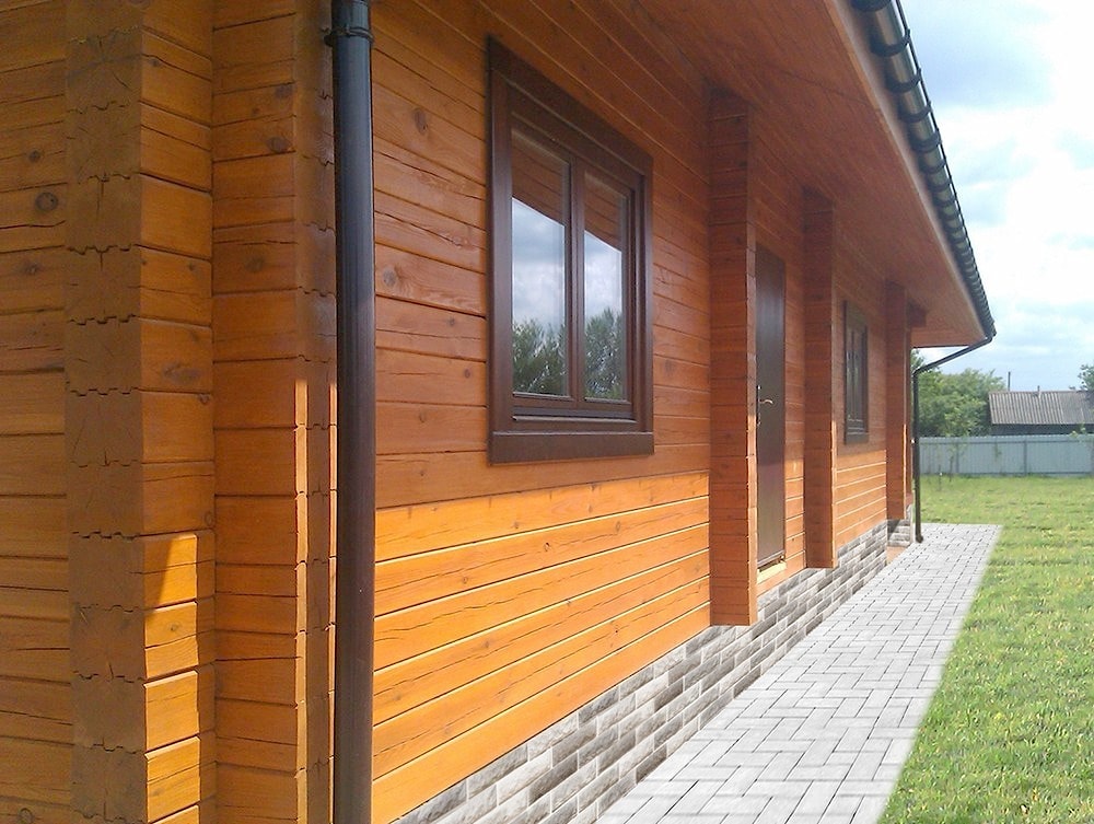 Casa de madera de un piso de un bar, proyecto "Warm" 179 m²