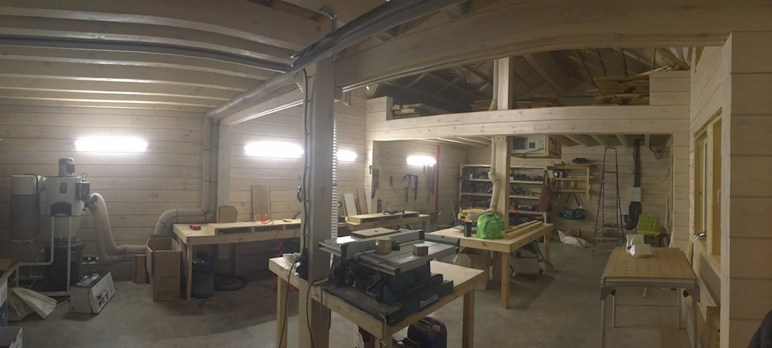 Garaje y taller de madera laminada chapada, proyecto "Picasso"
