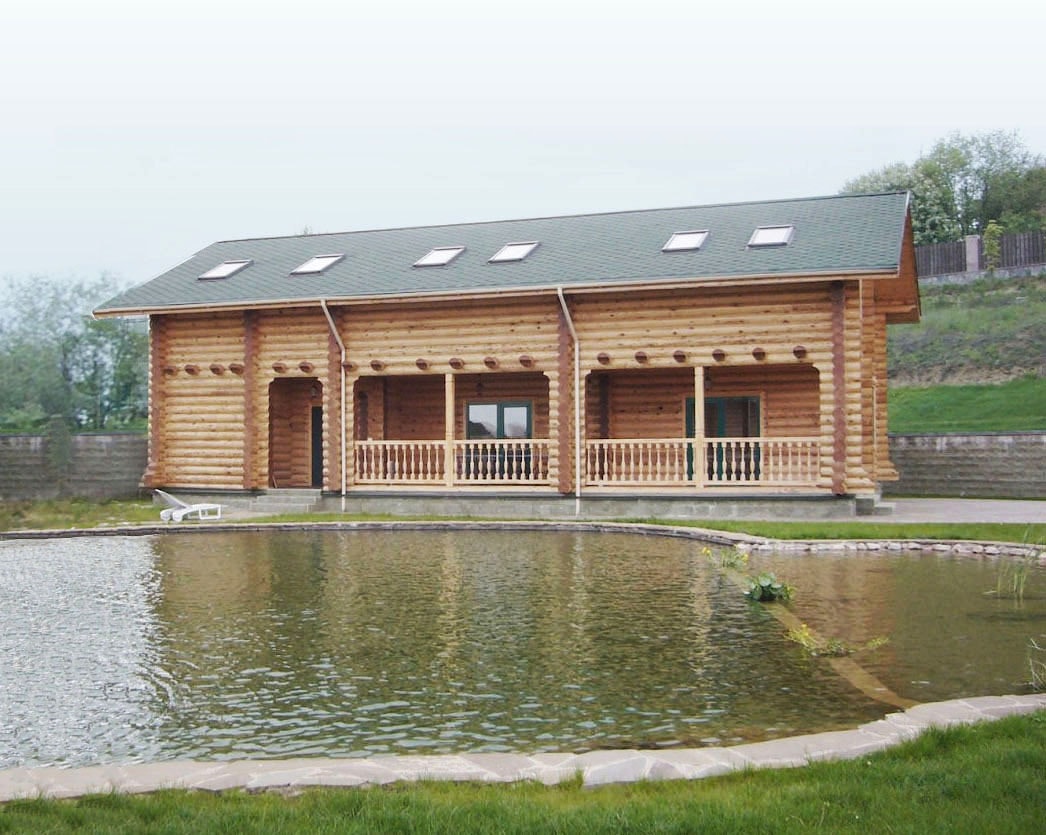 Hotel y sauna de madera "Pegasus"