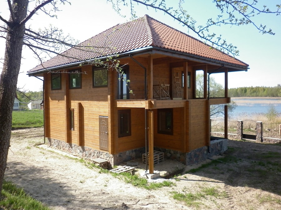 Деревянный дом из профилированного бруса. 
