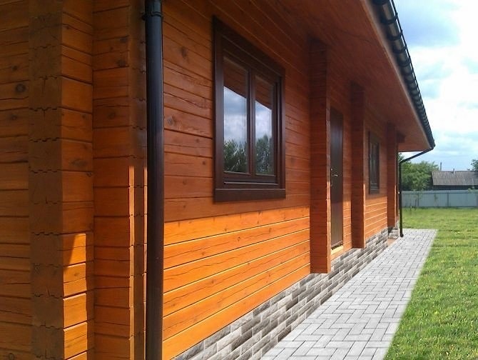 Maison en bois lamellé collé plain-pied 179 m²