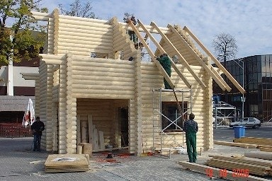 我们在11天内建造了一个交钥匙木屋，这是一个波兰项目