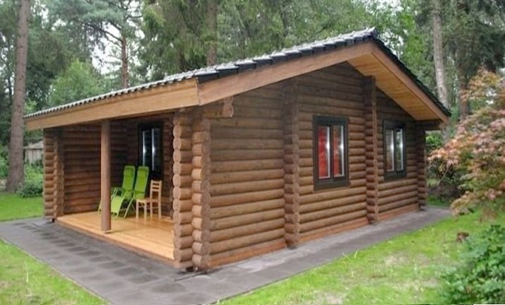 Doğal nem "Hut", 46 m2 yuvarlak tomruklardan yapılmış ahşap ev. Hollanda  