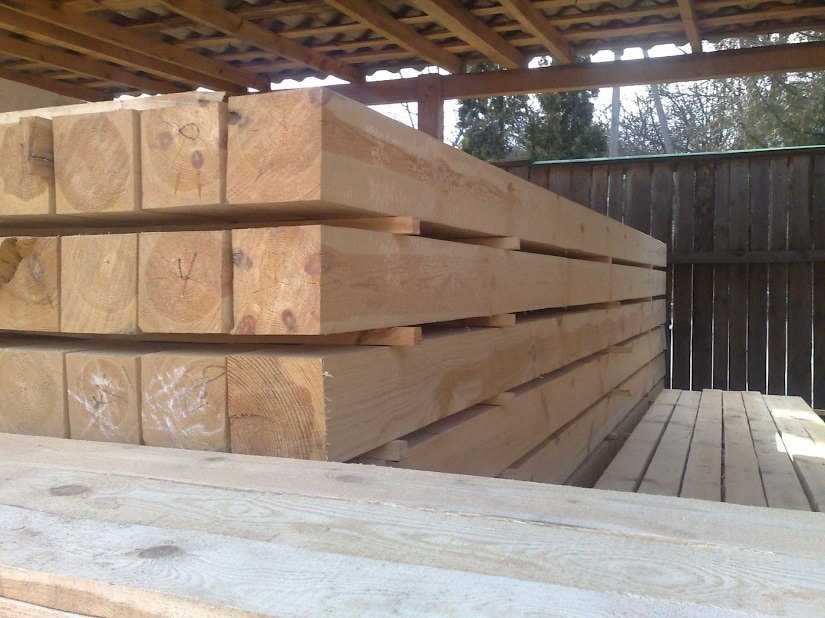 इमारती लकड़ी का उत्पादन  